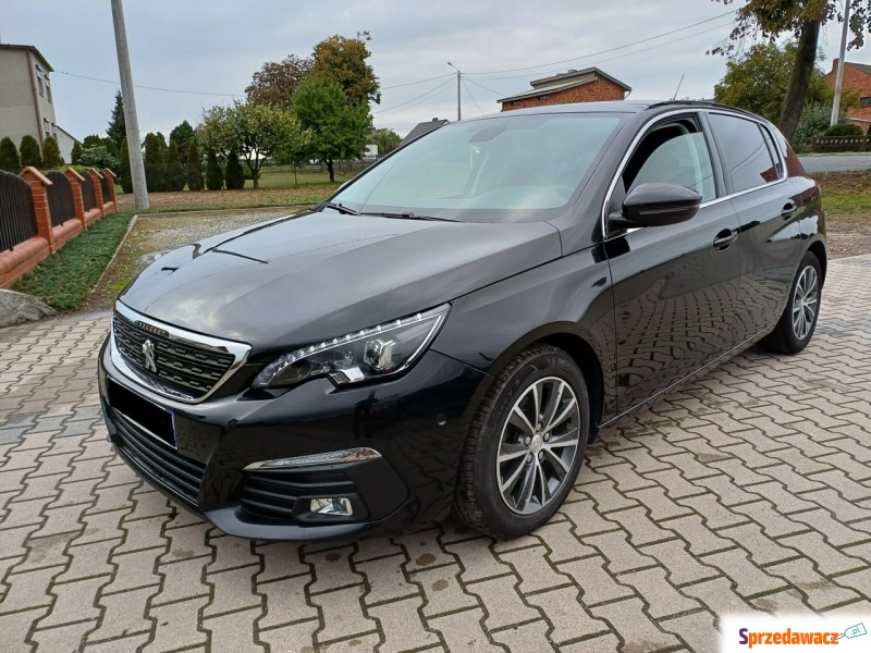 Peugeot 308  Hatchback 2017,  1.2 benzyna - Na sprzedaż za 47 800 zł - Suchorzew