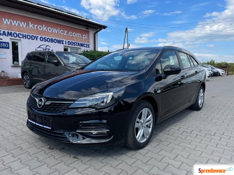 Opel Astra  Kombi 2021,  1.2 - Na sprzedaż za 52 300 zł - Malutkie
