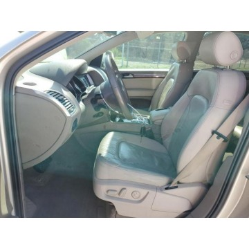 Audi Q7  SUV 2008,  4.2 benzyna, automat - Na sprzedaż za 7 441,50 zł - Katowice - zdjęcie 7