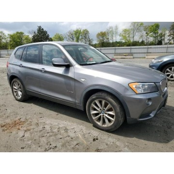 BMW X3  SUV 2013,  2.0 benzyna, automat - Na sprzedaż za 8 610,00 zł - Katowice - zdjęcie 4