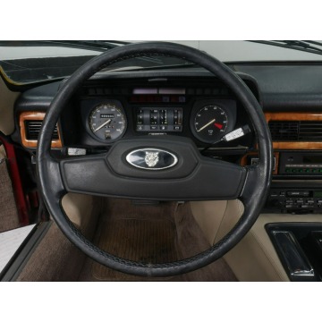 Jaguar XJ  Kabriolet 1987,  5.3 benzyna, automat - Na sprzedaż za 49 040 zł - Katowice - zdjęcie 5