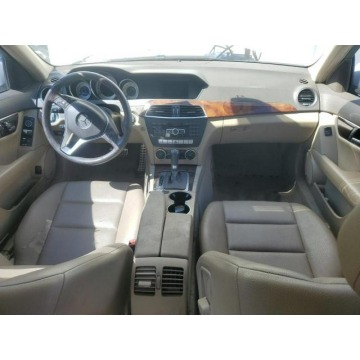 Mercedes - Benz C-klasa  Sedan/Limuzyna 2013,  1.8 benzyna, automat - Na sprzedaż za 11 408 zł - Katowice - zdjęcie 8