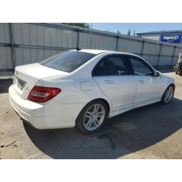 Mercedes - Benz C-klasa  Sedan/Limuzyna 2013,  1.8 benzyna, automat - Na sprzedaż za 11 408 zł - Katowice - zdjęcie 6