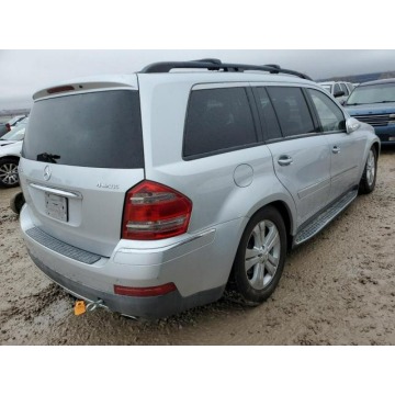 Mercedes - Benz GL-klasa  SUV 2007,  4.7 benzyna, automat - Na sprzedaż za 8 431,65 zł - Katowice - zdjęcie 6