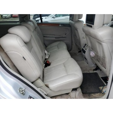 Mercedes - Benz GL-klasa  SUV 2007,  4.7 benzyna, automat - Na sprzedaż za 8 431,65 zł - Katowice - zdjęcie 11