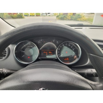 Peugeot 3008  SUV 2011,  2.0 diesel - Na sprzedaż za 25 900 zł - Wieliczka - zdjęcie 9