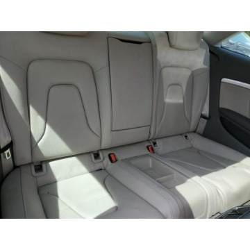 Audi A5  Coupe/Sportowy 2010,  2.0 benzyna, automat - Na sprzedaż za 13 887 zł - Katowice - zdjęcie 10