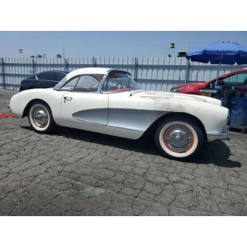 Chevrolet Corvette  Kabriolet 1957,  4.6 benzyna, automat - Na sprzedaż za 286 187 zł - Katowice - zdjęcie 3