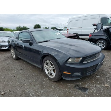 Ford Mustang  Coupe/Sportowy 2010,  4.0 benzyna, automat - Na sprzedaż za 9 102,00 zł - Katowice - zdjęcie 3
