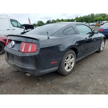 Ford Mustang  Coupe/Sportowy 2010,  4.0 benzyna, automat - Na sprzedaż za 9 102,00 zł - Katowice - zdjęcie 4
