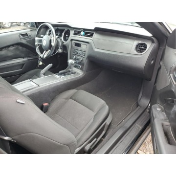 Ford Mustang  Coupe/Sportowy 2010,  4.0 benzyna, automat - Na sprzedaż za 9 102,00 zł - Katowice - zdjęcie 8