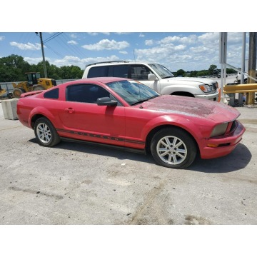 Ford Mustang  Coupe/Sportowy 2007,  4.0 benzyna, automat - Na sprzedaż za 3 936,00 zł - Katowice - zdjęcie 3