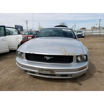Ford Mustang  Coupe/Sportowy 2006,  4.0 benzyna, automat - Na sprzedaż za 5 412,00 zł - Katowice - zdjęcie 2