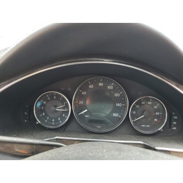 Mercedes - Benz CLS-klasa  Coupe/Sportowy 2006,  5.0 benzyna, automat - Na sprzedaż za 4 182,00 zł - Katowice - zdjęcie 10