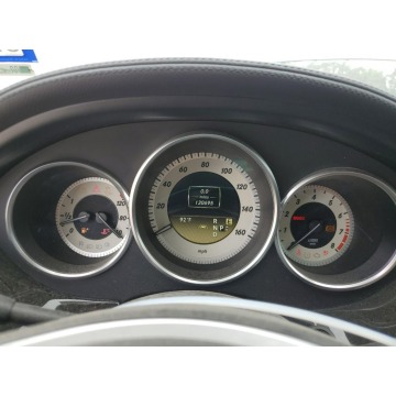 Mercedes - Benz CLS-klasa  Coupe/Sportowy 2012,  4.6 benzyna, automat - Na sprzedaż za 29 520 zł - Katowice - zdjęcie 10