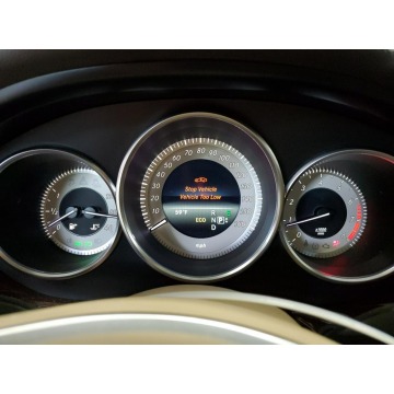 Mercedes - Benz CLS-klasa  Coupe/Sportowy 2014,  4.6 benzyna, automat - Na sprzedaż za 39 360 zł - Katowice - zdjęcie 10
