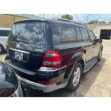 Mercedes - Benz GL-klasa  SUV 2007,  4.7 benzyna, automat - Na sprzedaż za 18 942 zł - Katowice - zdjęcie 8