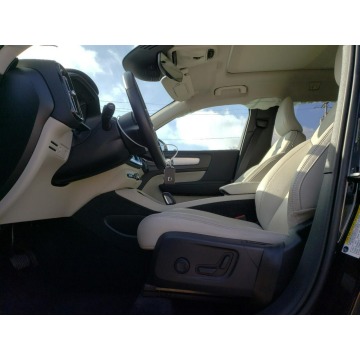 Volvo   SUV 2020,  2.0 hybryda, automat - Na sprzedaż za 56 457 zł - Katowice - zdjęcie 8