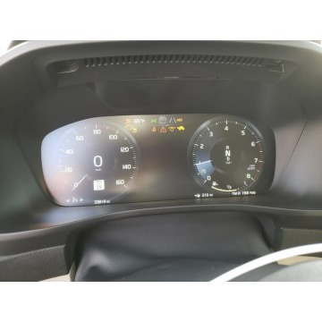 Volvo   SUV 2020,  2.0 hybryda, automat - Na sprzedaż za 56 457 zł - Katowice - zdjęcie 12