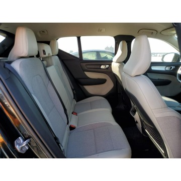 Volvo   SUV 2020,  2.0 hybryda, automat - Na sprzedaż za 65 067 zł - Katowice - zdjęcie 9