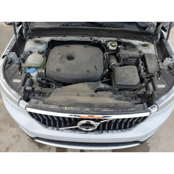 Volvo   SUV 2020,  2.0 hybryda, automat - Na sprzedaż za 68 757 zł - Katowice - zdjęcie 11