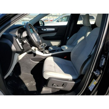 Volvo   SUV 2020,  2.0 hybryda, automat - Na sprzedaż za 65 067 zł - Katowice - zdjęcie 8