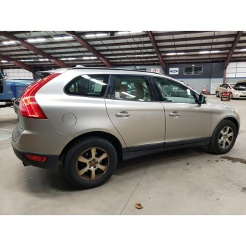 Volvo   SUV 2011,  3.2 benzyna, automat - Na sprzedaż za 118 080 zł - Katowice - zdjęcie 4