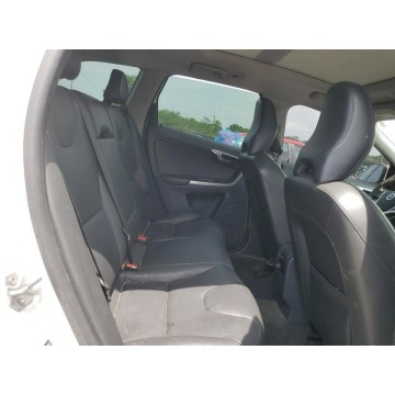 Volvo   SUV 2016,  2.0 benzyna, automat - Na sprzedaż za 24 600 zł - Katowice - zdjęcie 8
