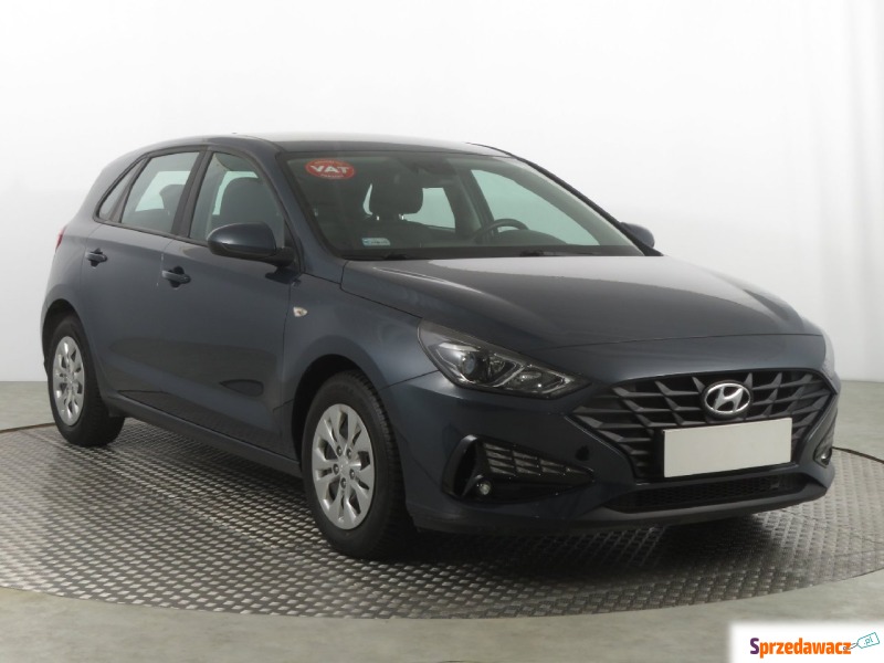 Hyundai i30  Hatchback 2021,  1.5 benzyna - Na sprzedaż za 47 966 zł - Katowice