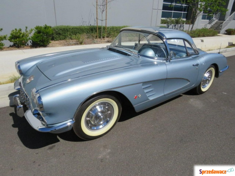 Chevrolet Corvette  Coupe/Sportowy 1958,  4.7 benzyna - Na sprzedaż za 184 500 zł - Katowice