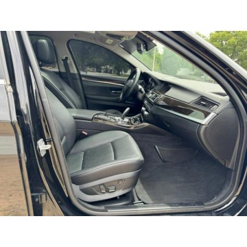 BMW Seria 5  Sedan/Limuzyna 2013,  2.0 benzyna, automat - Na sprzedaż za 14 465 zł - Katowice - zdjęcie 6