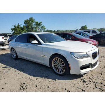 BMW Seria 7  Sedan/Limuzyna 2015,  3.0 benzyna, automat - Na sprzedaż za 8 979,00 zł - Katowice - zdjęcie 3