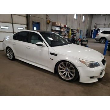 BMW M5  Sedan/Limuzyna 2006,  5.0 benzyna, automat - Na sprzedaż za 37 410 zł - Katowice - zdjęcie 3