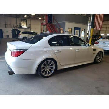 BMW M5  Sedan/Limuzyna 2006,  5.0 benzyna, automat - Na sprzedaż za 37 410 zł - Katowice - zdjęcie 6