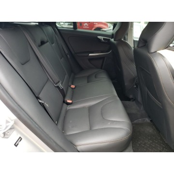 Volvo V60 2015,  2.0 benzyna, automat - Na sprzedaż za 35 670 zł - Katowice - zdjęcie 10