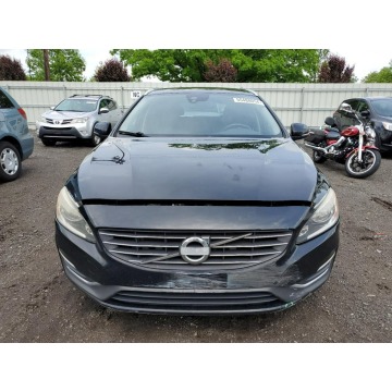 Volvo V60 2015,  2.0 benzyna, automat - Na sprzedaż za 11 439 zł - Katowice - zdjęcie 2