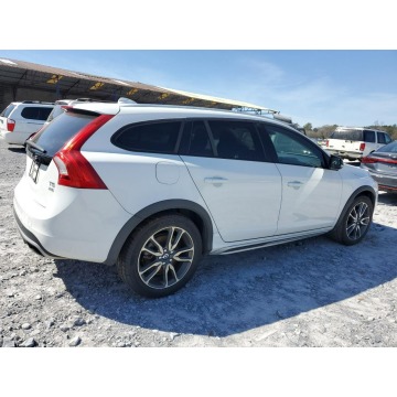 Volvo V60 2016,  2.4 benzyna, automat - Na sprzedaż za 23 739 zł - Katowice - zdjęcie 6