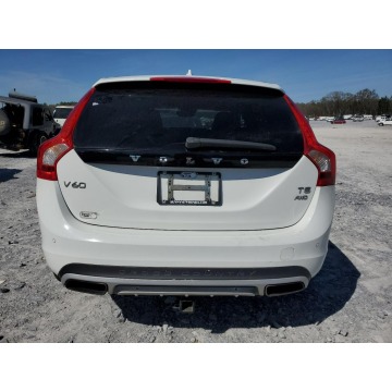 Volvo V60 2016,  2.4 benzyna, automat - Na sprzedaż za 23 739 zł - Katowice - zdjęcie 5