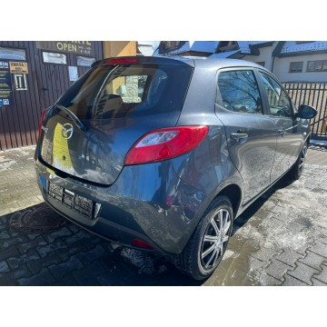 Mazda 2  Hatchback 2009,  1.3 benzyna - Na sprzedaż za 15 900 zł - Zakopane - zdjęcie 6
