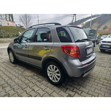 Suzuki SX4  Hatchback 2012,  1.6 benzyna - Na sprzedaż za 26 500 zł - Zakopane - zdjęcie 4