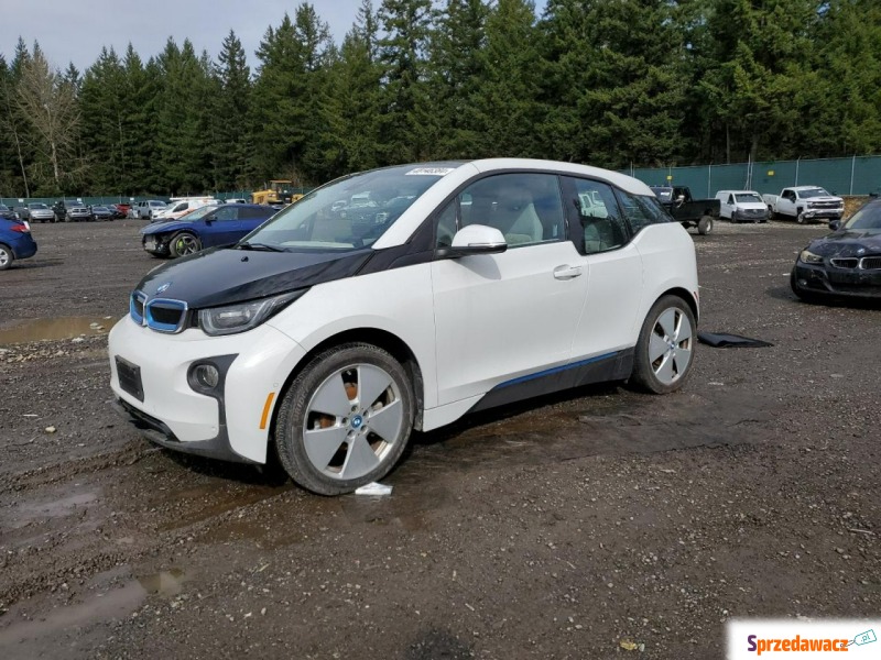 BMW i3  Hatchback 2014,  0.0 zasilanie elektryczne - Na sprzedaż za 28 290 zł - Katowice