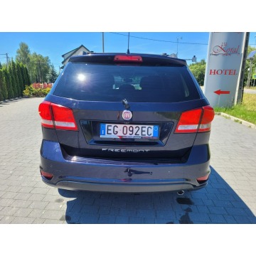 Fiat Freemont  SUV 2012,  2.0 diesel - Na sprzedaż za 31 900 zł - Wieliczka - zdjęcie 4