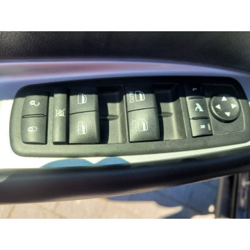 Fiat Freemont  SUV 2012,  2.0 diesel - Na sprzedaż za 37 900 zł - Wieliczka - zdjęcie 10