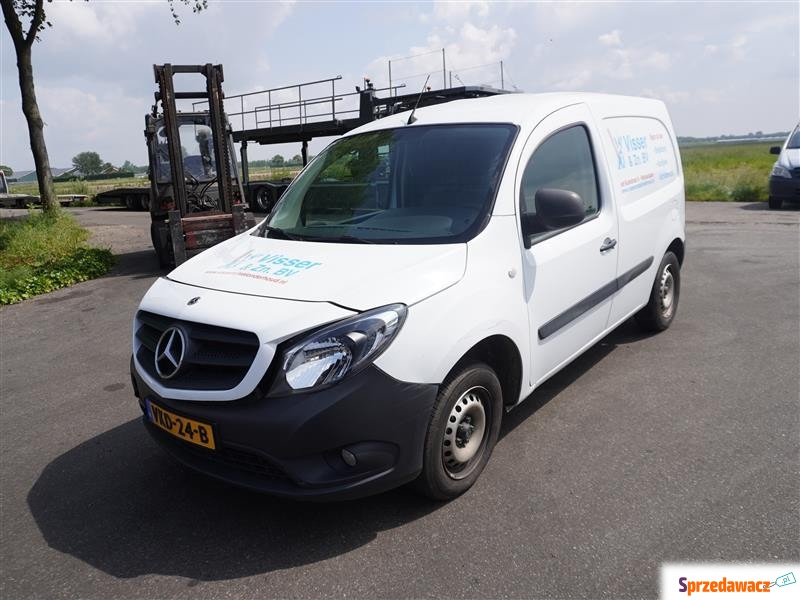 Mercedes - Benz Citan 2021,  1.5 - Na sprzedaż za 31 200 zł - Malutkie