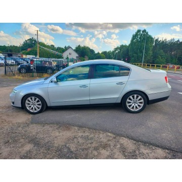 Volkswagen Passat  Sedan/Limuzyna 2006,  2.0 benzyna, automat - Na sprzedaż za 16 900 zł - Dolna Grupa - zdjęcie 4