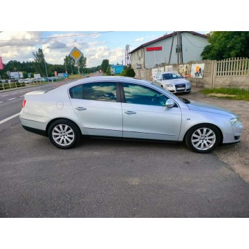 Volkswagen Passat  Sedan/Limuzyna 2006,  2.0 benzyna, automat - Na sprzedaż za 16 900 zł - Dolna Grupa - zdjęcie 3