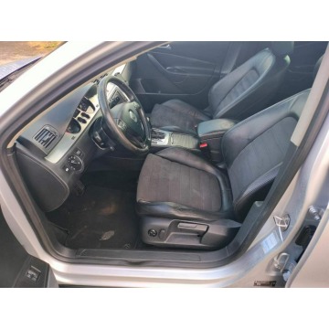 Volkswagen Passat  Sedan/Limuzyna 2006,  2.0 benzyna, automat - Na sprzedaż za 16 900 zł - Dolna Grupa - zdjęcie 7
