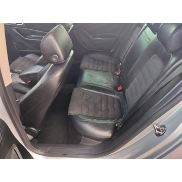 Volkswagen Passat  Sedan/Limuzyna 2006,  2.0 benzyna, automat - Na sprzedaż za 16 900 zł - Dolna Grupa - zdjęcie 8