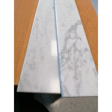 Cokół marmurowy Carrara Bianco wys. 8 cm