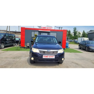 Subaru Forester  SUV 2010,  2.0 benzyna - Na sprzedaż za 24 900 zł - Kraków - zdjęcie 2